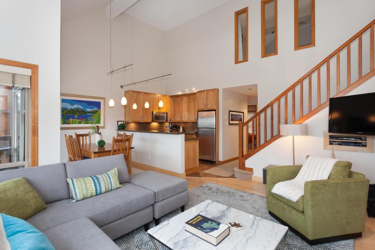 Painted Cliff 11 | Dog Friendly! Ski-In Ski-Out Benchlands Townhome W/ Hot Tub & Fireplace 惠斯勒 外观 照片